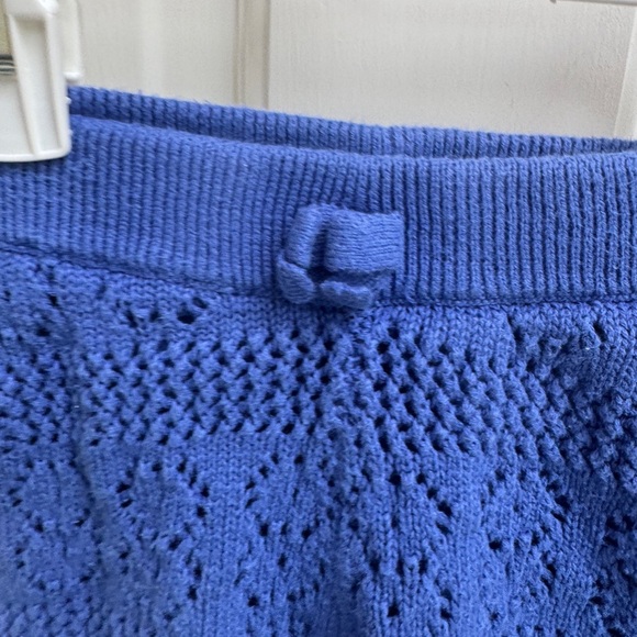 Janie and Jack 3T Girls Blue Crochet Shorts with Scalloped Hem - Picture 3 of 5